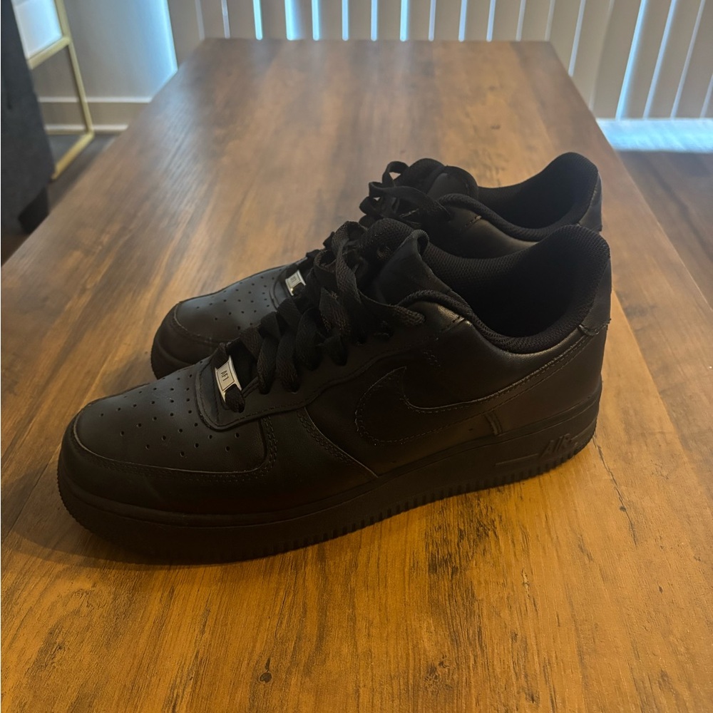 Air Force ones black